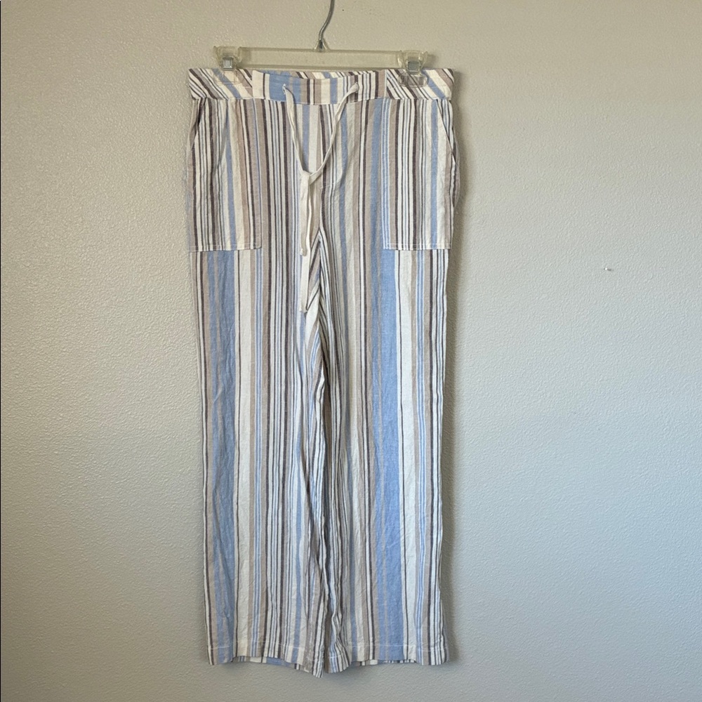 Striped Blue and White Women's Cropped Pants